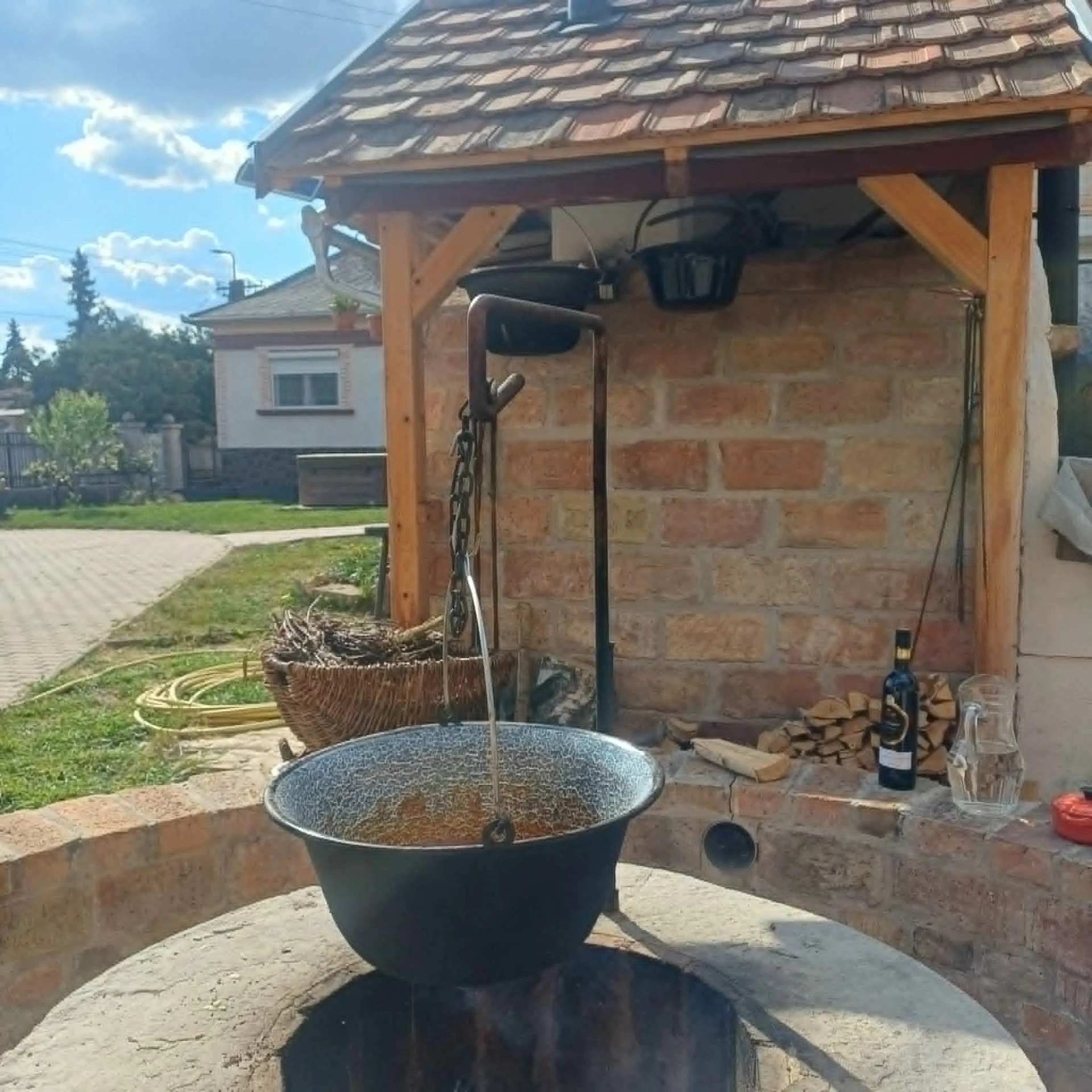Bográcsozó és kerti kemence